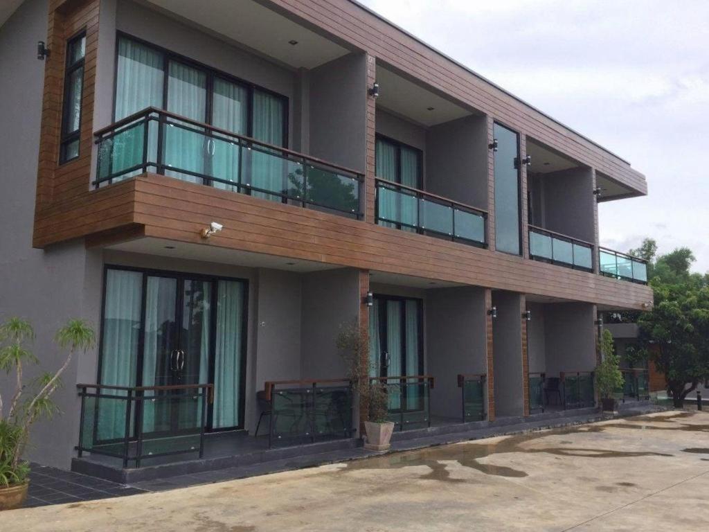 Nutchana Hill Boutique Hotel Hat Yai Exterior photo